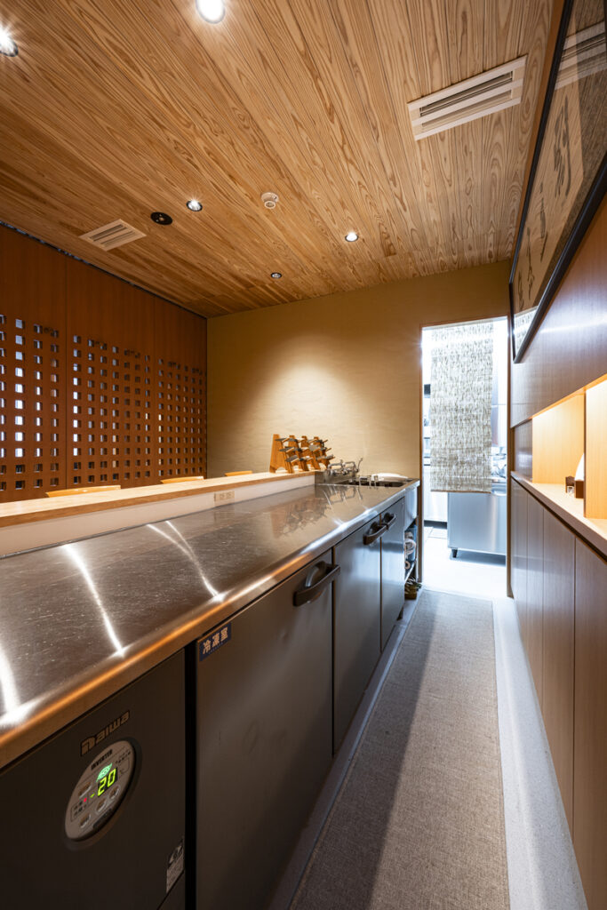 会席料理店「万惣」様　移転リニューアル工事